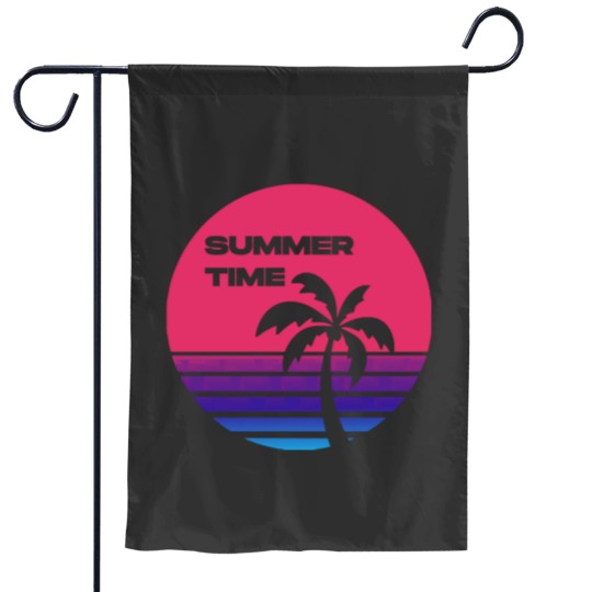 Discover Summertime Garden Flags