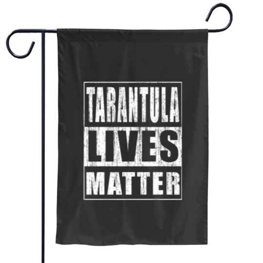 Discover Tarantula Lives Matter Garden Flags
