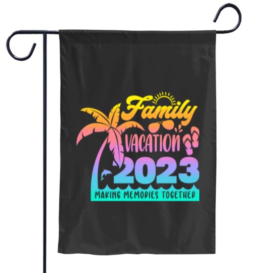 Discover Family Vacation 2023 Garden Flag