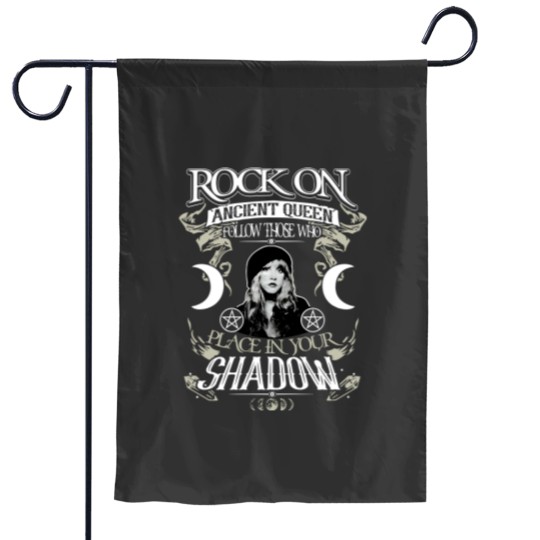 Discover VTG Stevie Nicks Garden Flags Black Short Sleeve All Sizes S-5XL