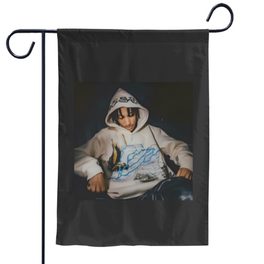 Discover Autumn Wick Garden Flags
