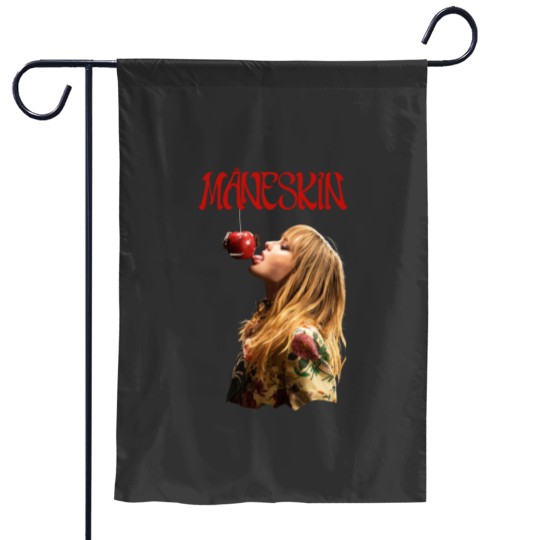Discover Maneskin band poster art merch Garden Flags / Victoria De Angelis print Garden Flags