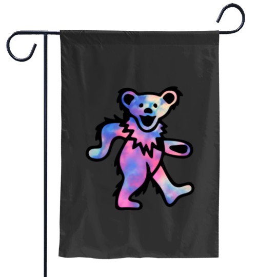 Discover Tie Dye x Dancing Bear Garden Flags