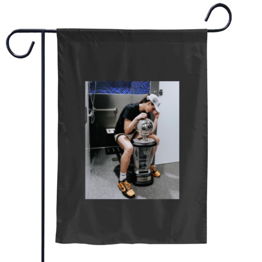 Discover Caitlin Clark Recreates Kobe Bryant Trophy Photo Garden Flags