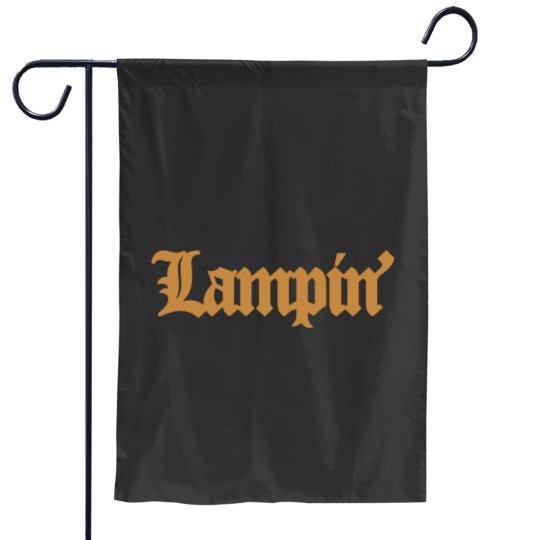 Discover Lampin Leon Garden Flags