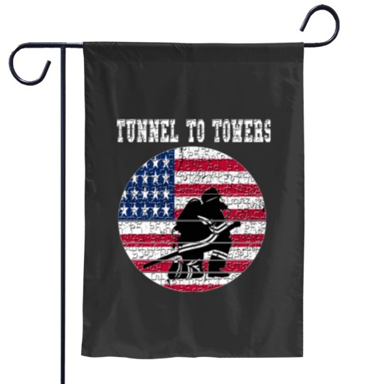 Discover tunnel to towers (1) Garden Flags