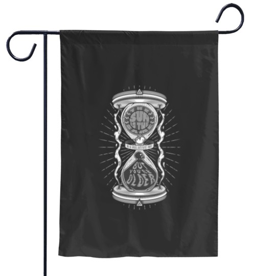 Discover Time dark Essential Garden Flags