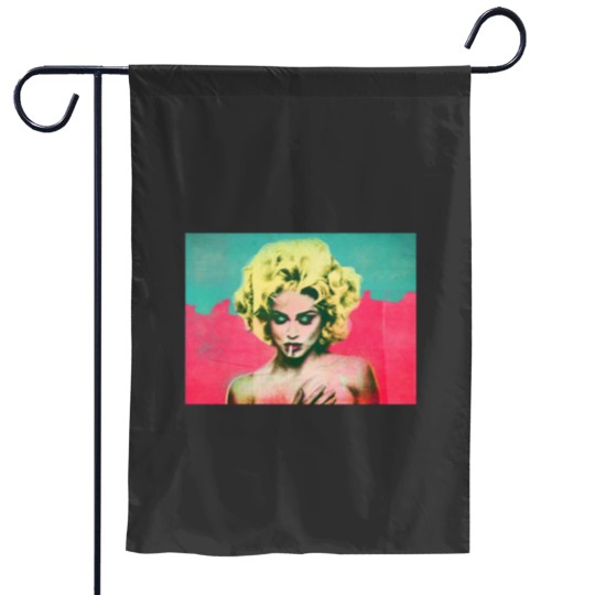 Discover Harmonious and Graceful Garden Flags