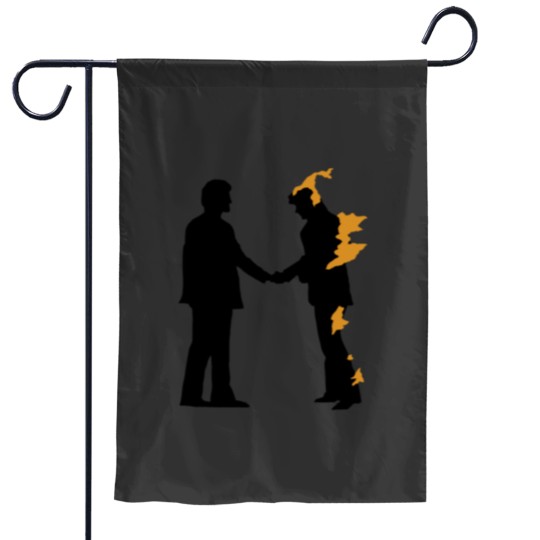 Discover Wish You Were Here Garden Flags