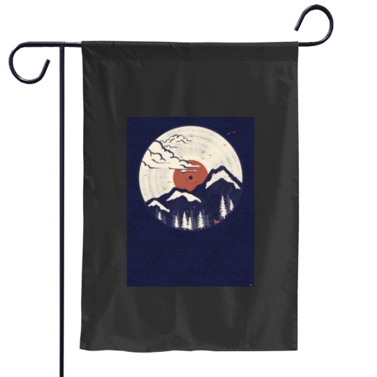 Discover MTN LP... Tri-blend Garden Flags