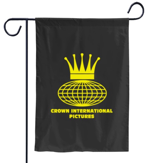 Discover Crown International Garden Flags