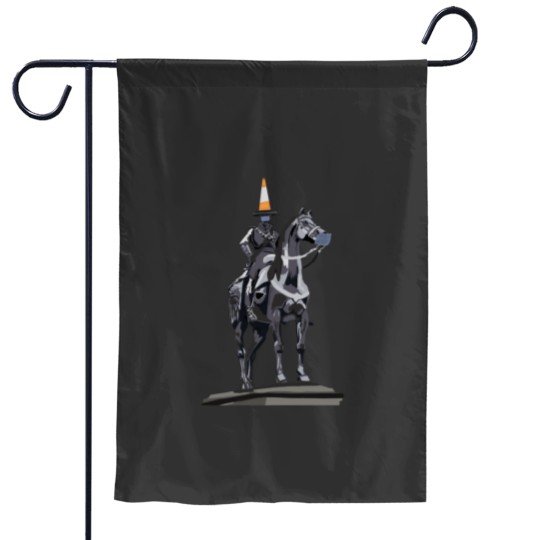 Discover Duke of Wellington Statue Wearing Face Masks Garden Flags