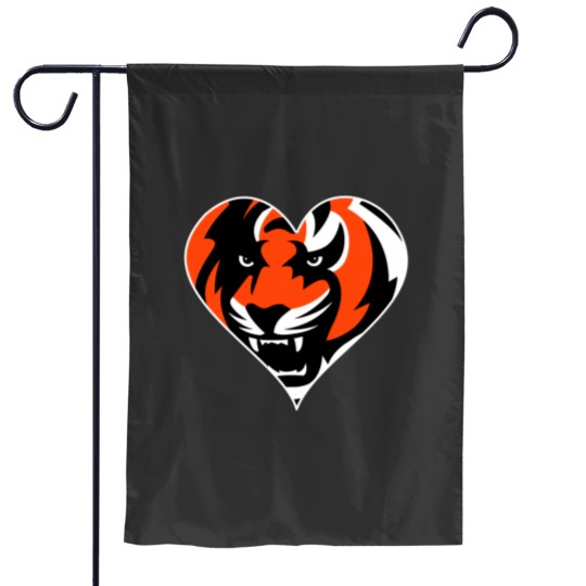 Discover Cincinnati Bengal Garden Flags