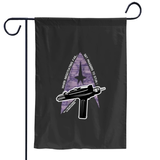 Discover Set phasers to stun 1 Garden Flags