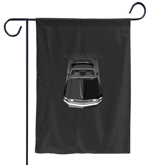 Discover Mustangss Boss 69 Black Essential Garden Flags