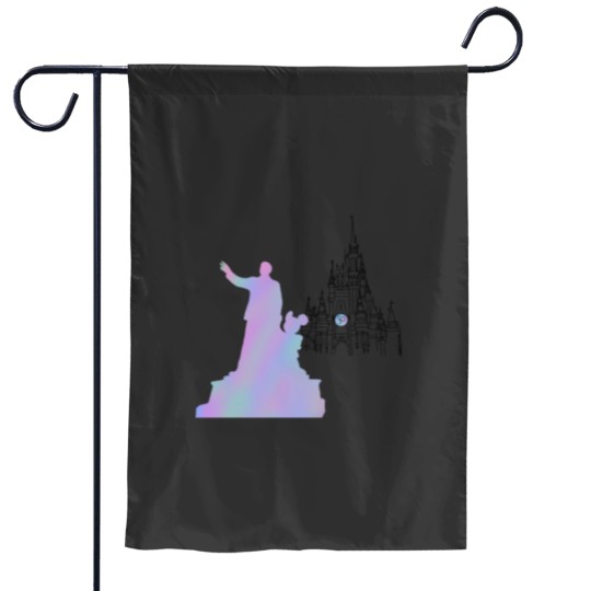 Discover 50th anniversary castle and statue Garden Flags
