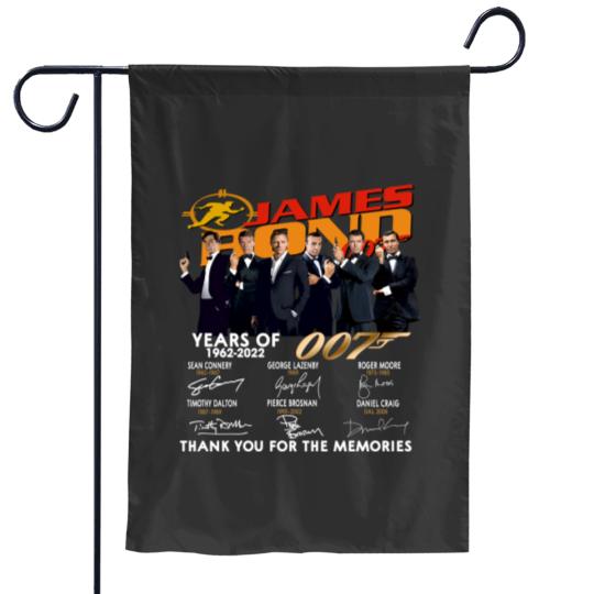 Discover James Bond 007 60th Anniversary Garden Flags