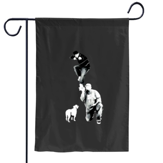 Discover Rob and big Garden Flags