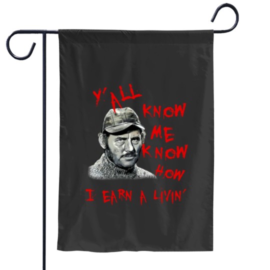 Discover Quint Jaws Garden Flags