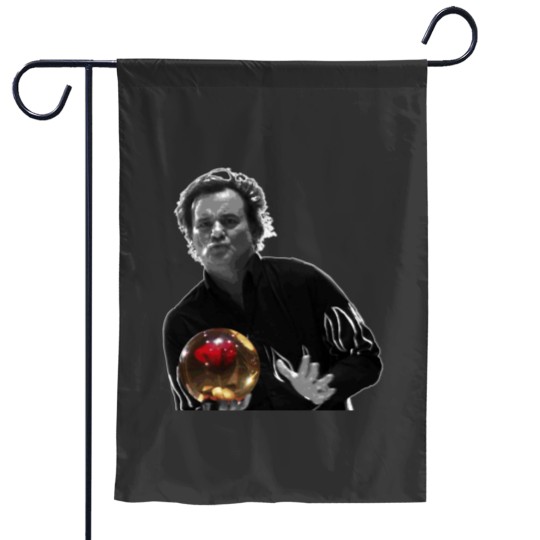 Discover Kingpin Big Ern Bowl Essential Garden Flags