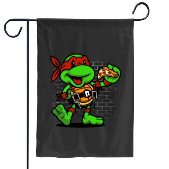 Discover Vintagess Raphael Essential Garden Flags