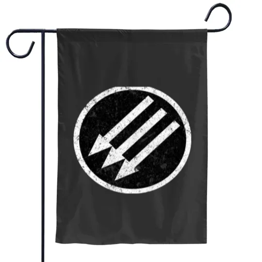 Discover Iron Front Premium Garden Flags