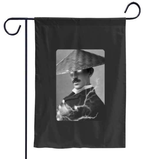 Discover Nikola Teslass Mortal T shirt Combat Science of Electricity Premium Garden Flags