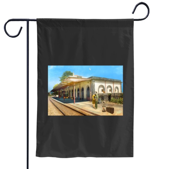 Discover Long Wait 2419 Garden Flags