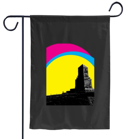 Discover Wedgwood Monument Garden Flags