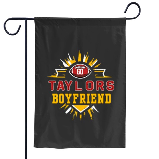 Discover Go Taylors Boyfriend Essential Garden Flags