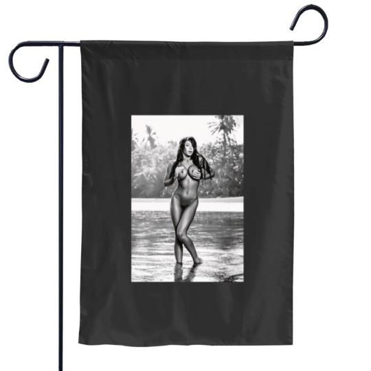 Discover Sexy Madison Ivy In Black And White Garden Flags