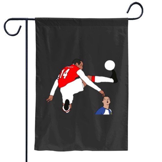 Discover Henry Garden Flags
