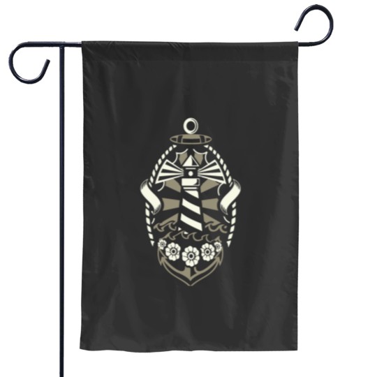 Discover Lighthouse Garden Flags