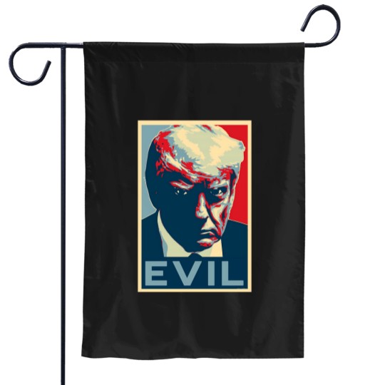 Discover Trump Evil Mugshot - by-CH3Media Garden Flags