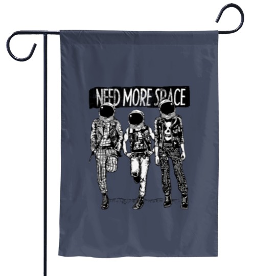 Discover Freedom Garden Flags