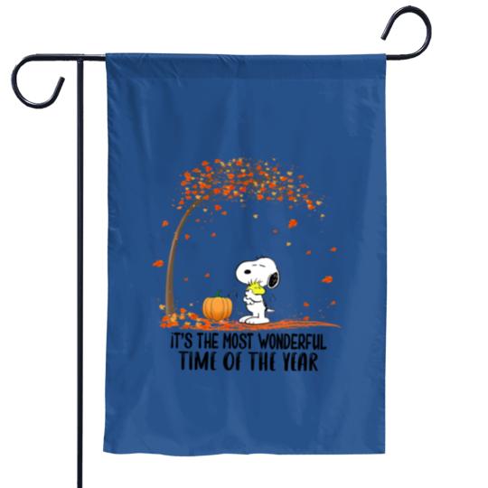 Discover Fall Snoopy Dog Garden Flags, Thanksgiving Snoopy Dog Garden Flags