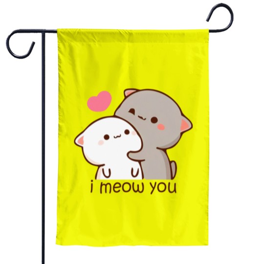 Discover Peach and goma mochi cat Garden Flags