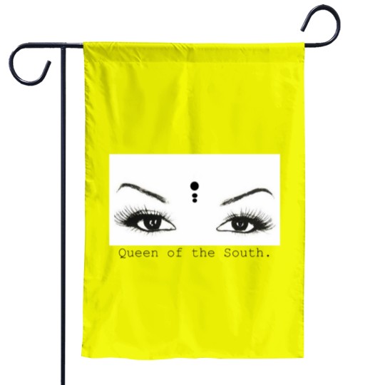 Discover Queen of the South Garden Flags
