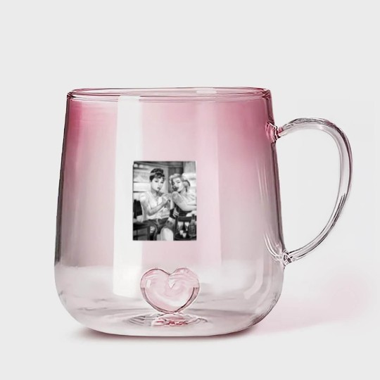 Discover Marilyn Monroe and Audrey Hepburn vintage design Gradient Glass Mugs