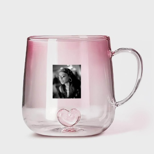 Discover Aaliyah Gradient Glass Mugs, Vintage Aaliyah Gradient Glass Mugs, Aaliyah retro music Gradient Glass Mugs