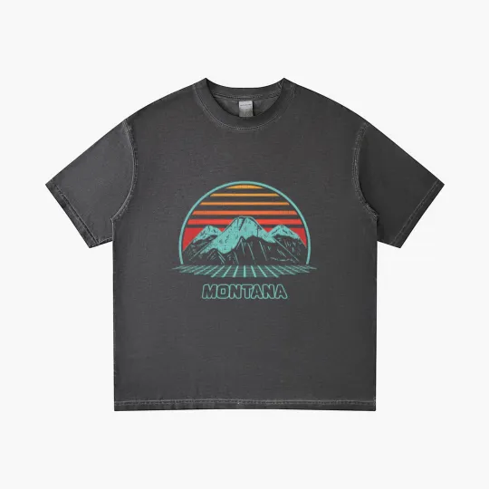 Discover Montana Retro Mountain Hiking 80s Style Gradient T Shirts