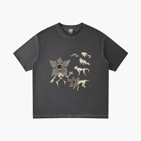 Discover Demogorgons Evolution - Demogorgon - Gradient T Shirts