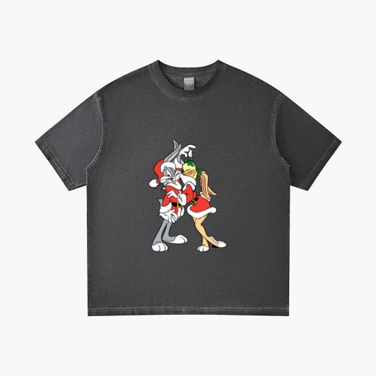 Discover BUGS BUNNY™ and Lola Mistletoe Kiss Gradient T Shirts