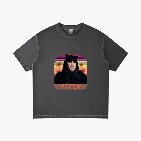 Discover nadja Jesk Design Gradient T Shirts