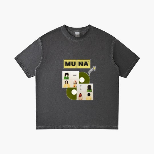 Discover Muna - Muna - Gradient T Shirts