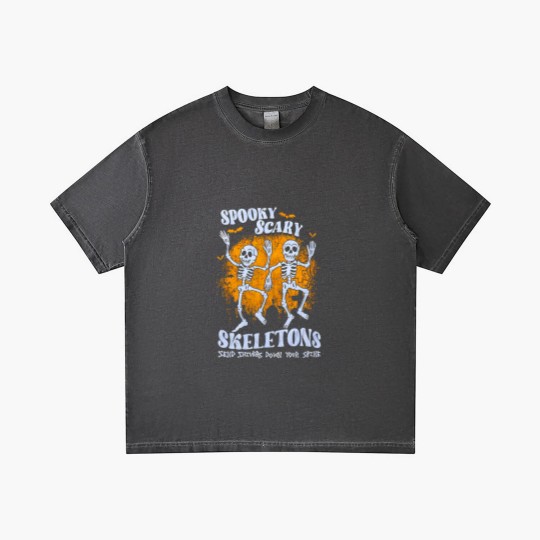 Discover spooky scary skeletons send shivers down your spine Gradient T Shirts