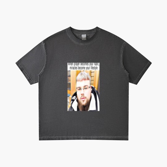 Discover (joeyy) when prayer becomes your habit, miracles become your lifestyle Long Gradient T Shirts