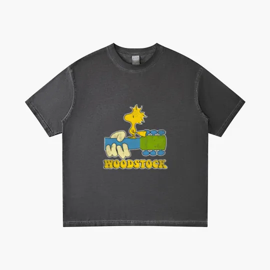 Discover Woodstock, distressed - Woodstock - Gradient T Shirts