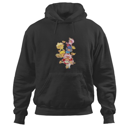 Discover Strawberry Shortcake Cheering Friends Group Shot Hoodies