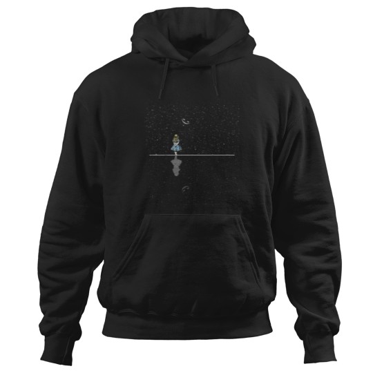 Discover Alice In Wonderlandtarry Night Essential Hoodies